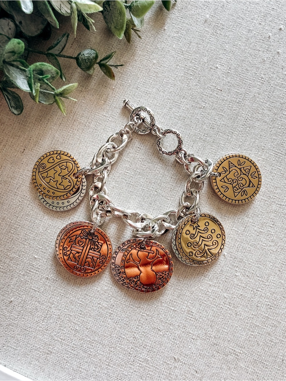 Brighton Mixed Metal Medallion Charm Bracelet Silver Gold - Picture 4 of 4